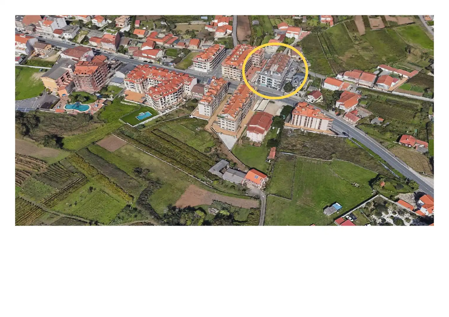 Außenansicht von Wohnungen zum Verkauf in Sanxenxo mit Klimaanlage, Heizung und Parkett