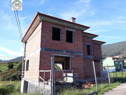 Vista exterior de Casa o xalet en venda en Boqueixón amb Terrassa