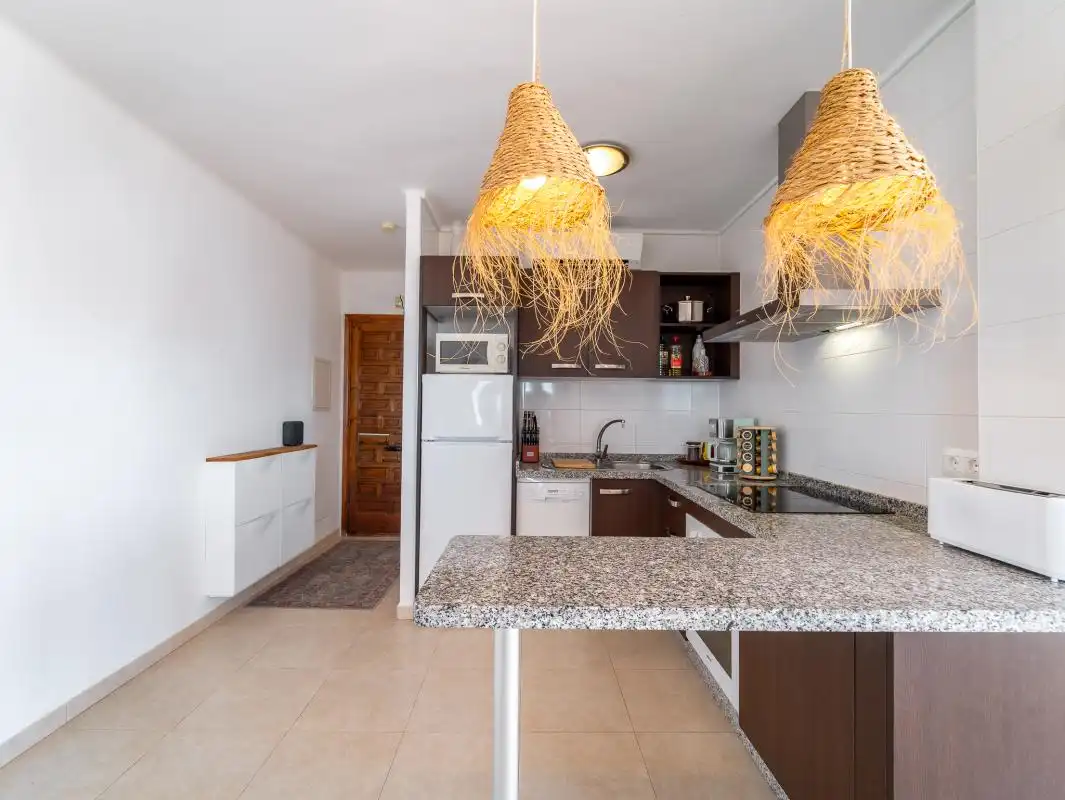 Küche von Dachboden zum Verkauf in Nerja mit Klimaanlage, Heizung und Terrasse