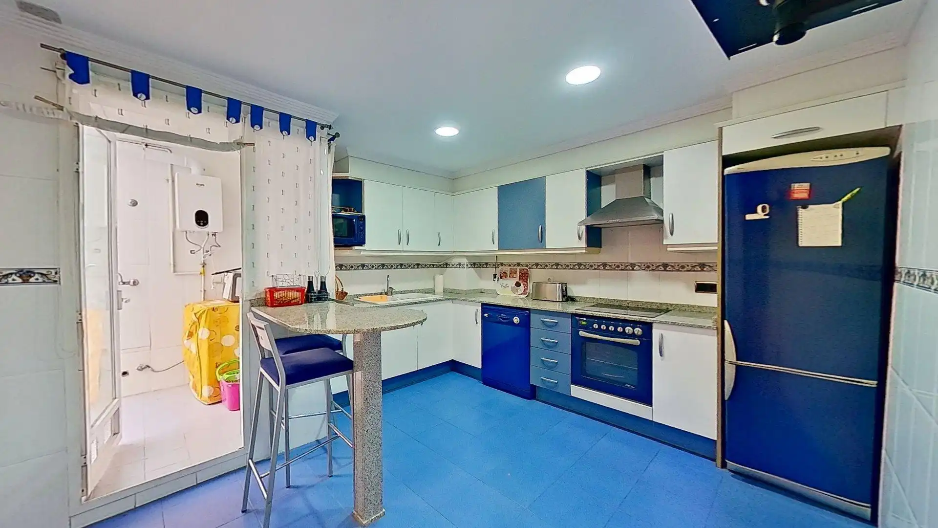Kitchen of Flat for sale in Tavernes Blanques, Valencia