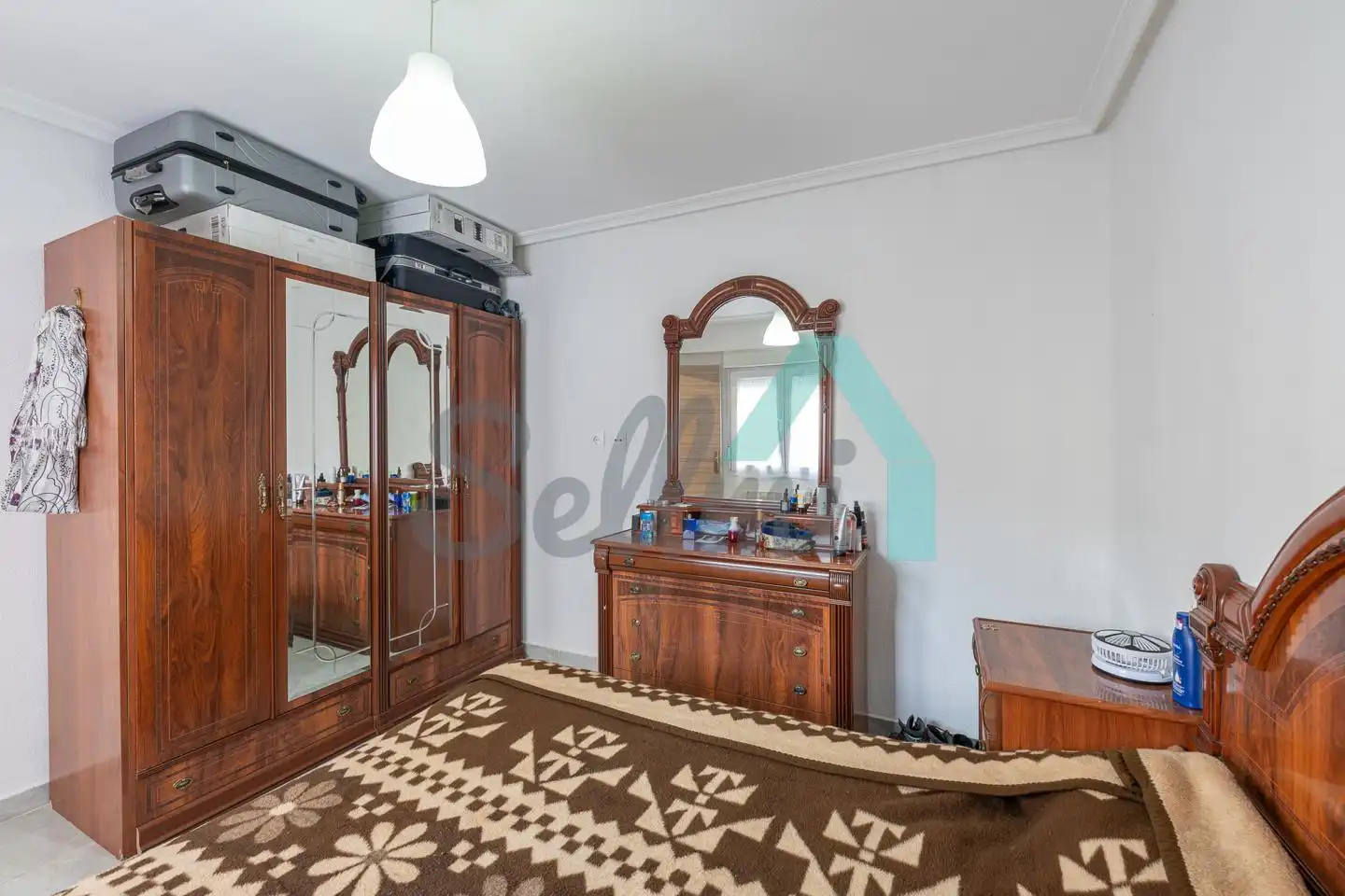 Habitación de Piso de alquiler en Avilés con Calefacción y Amueblado