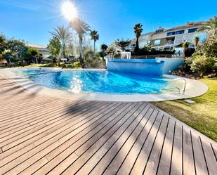 Swimming pool of Single-family semi-detached for sale in Alicante / Alacant  with Air Conditioner, Heating and Private garden