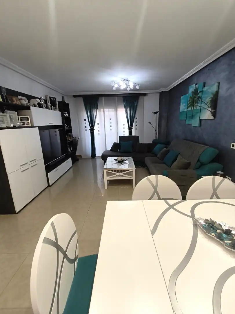 Living room of Flat for sale in Parla  with Air Conditioner, Heating and Terrace