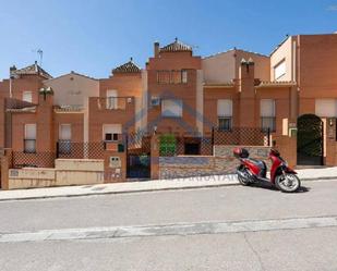 Exterior view of House or chalet for sale in  Granada Capital  with Air Conditioner, Heating and Terrace