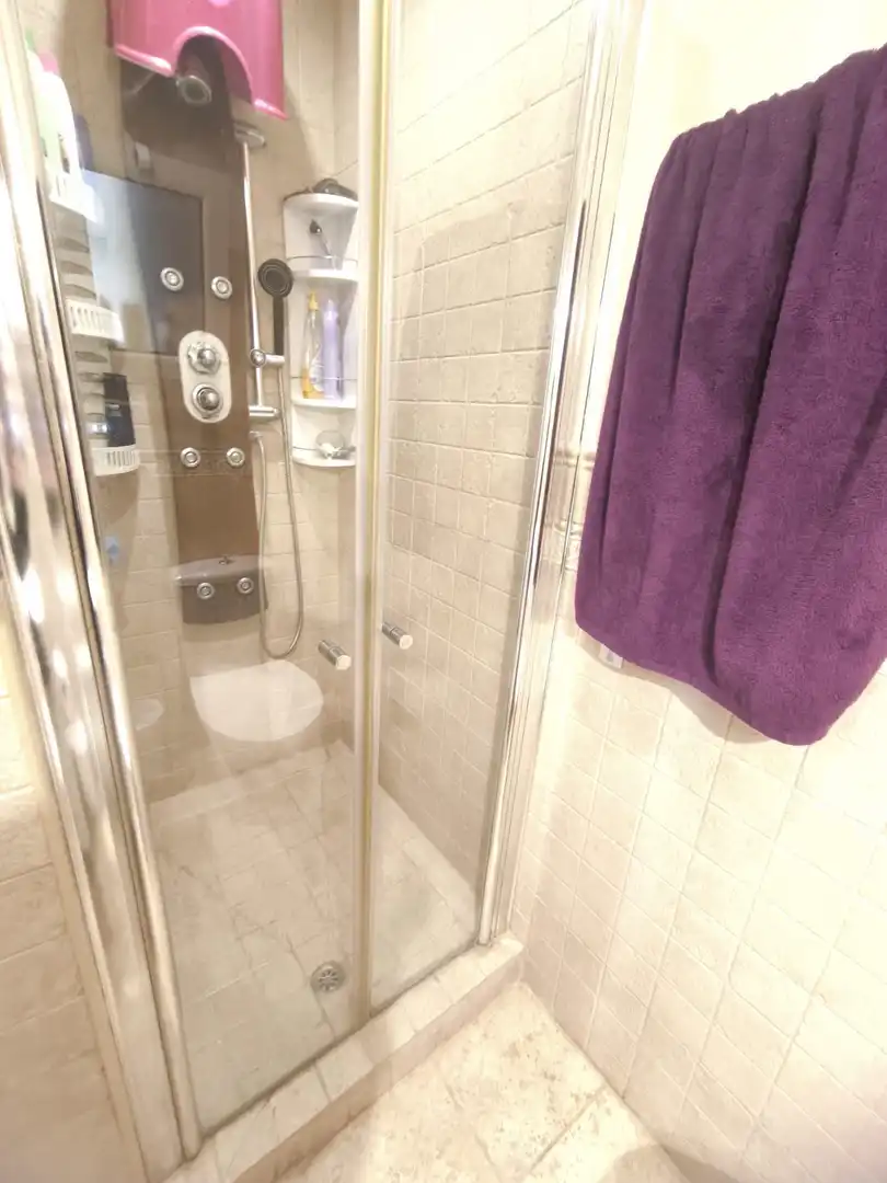 Badezimmer von Wohnung zum Verkauf in Alcoy / Alcoi mit Klimaanlage und Abstellraum