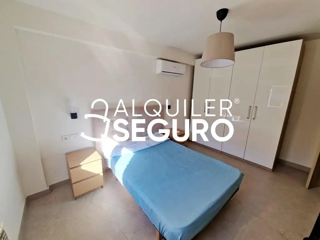 Habitación de Piso de alquiler en Móstoles con Aire acondicionado y Calefacción