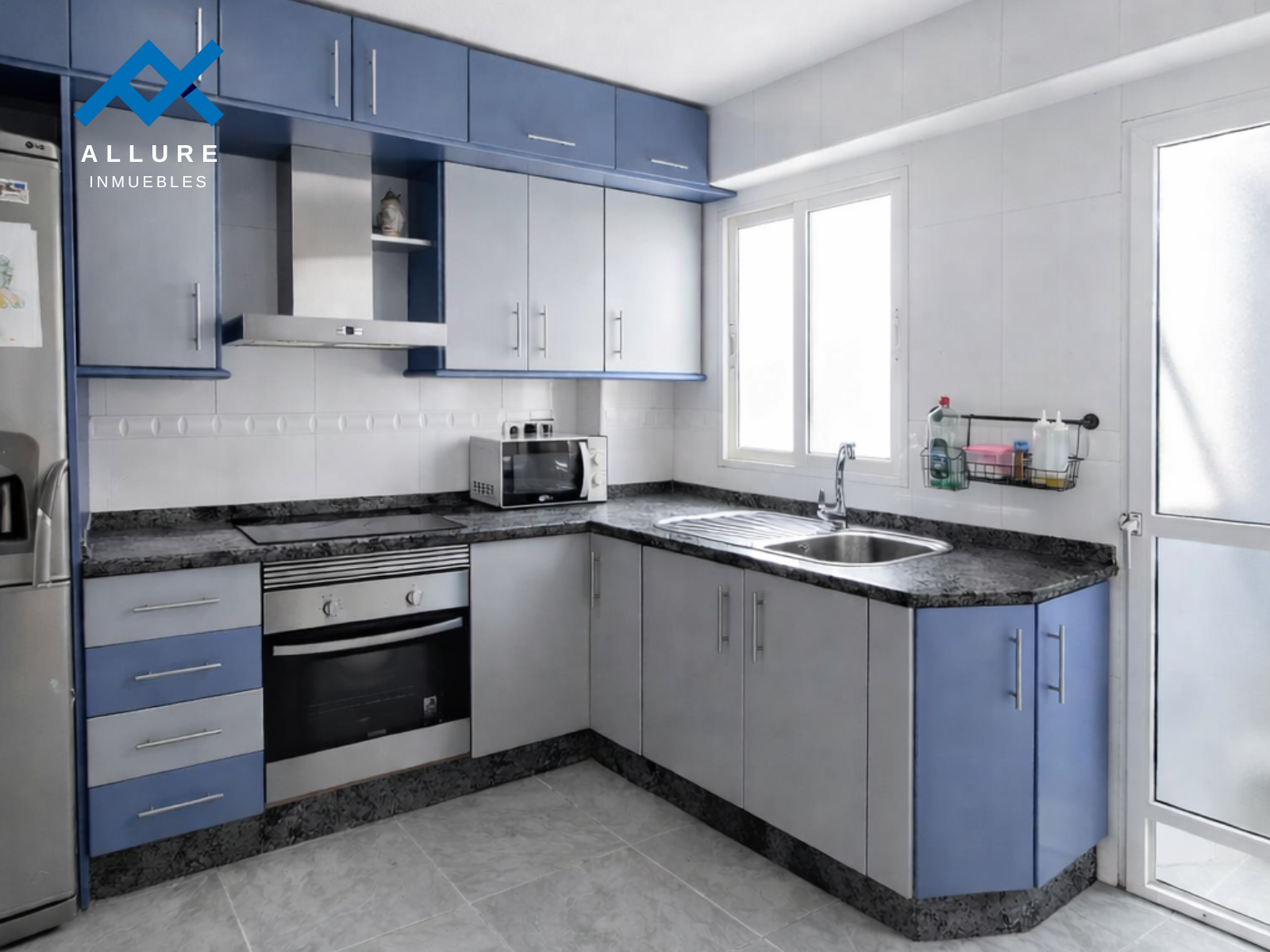 Kitchen of Flat for sale in  Murcia Capital  with Air Conditioner, Storage room and Furnished