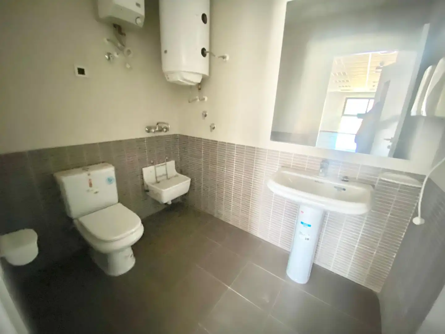 Badezimmer von Büro zum Verkauf in Lorca mit Heizung und Terrasse