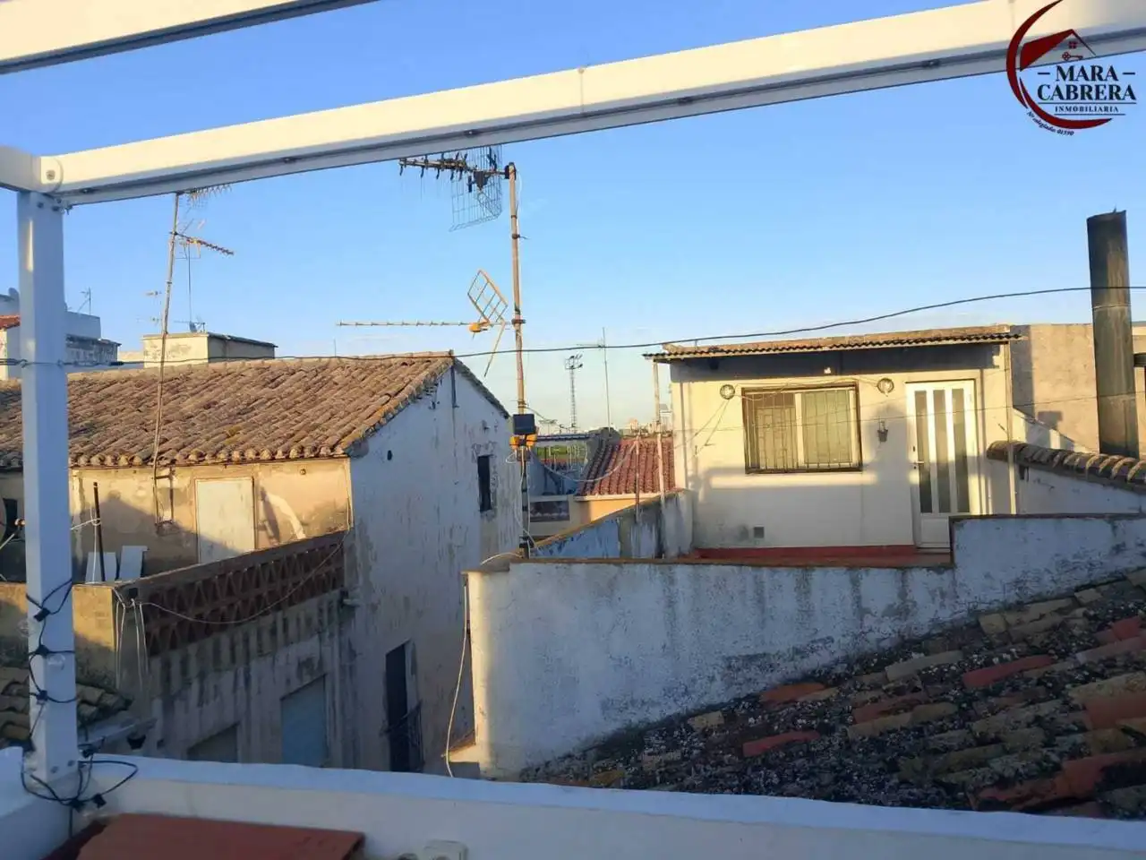 Außenansicht von Haus oder Chalet zum Verkauf in Piles mit Klimaanlage, Heizung und Terrasse