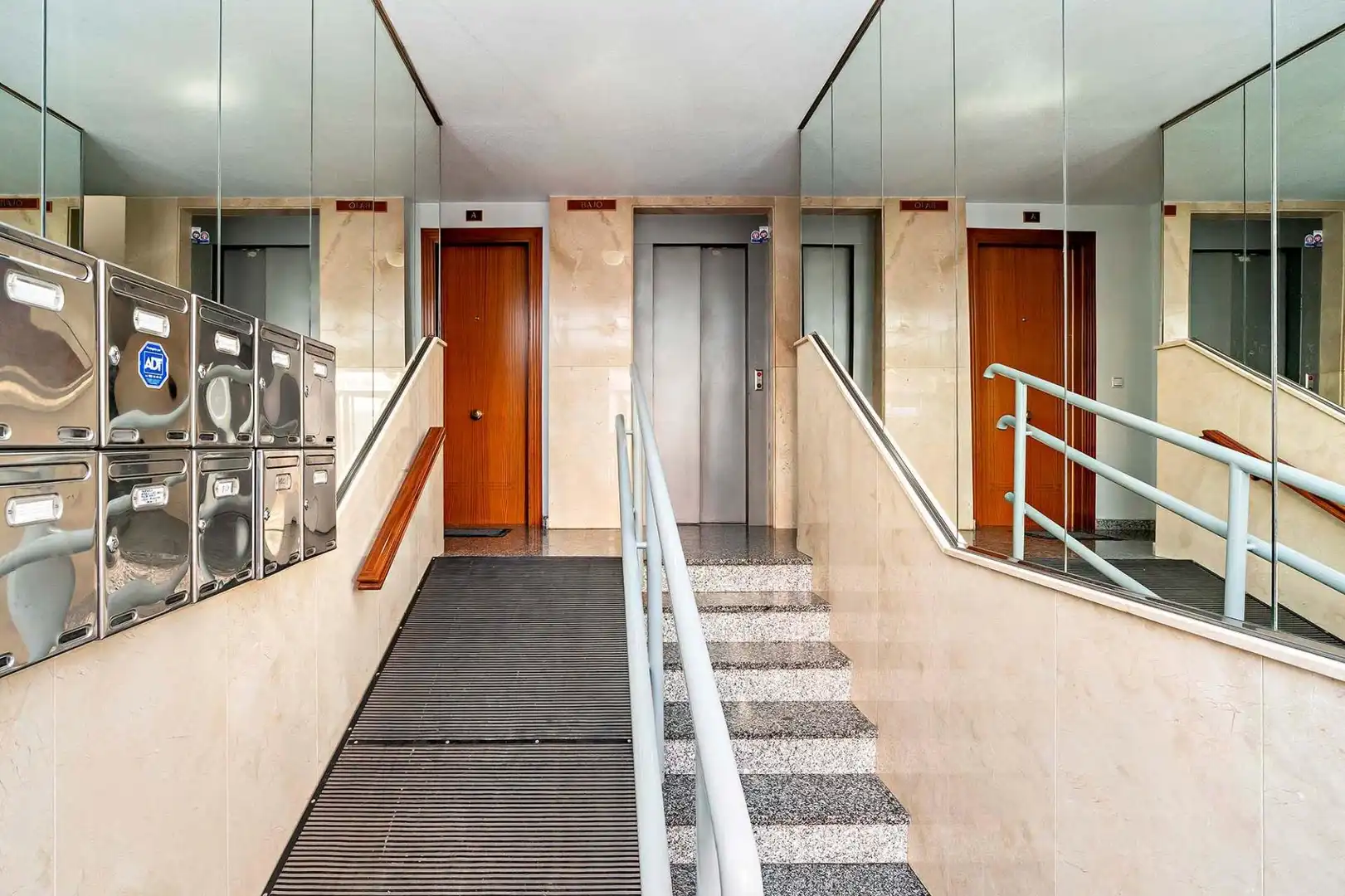 Ático en venta en El Ejido con Aire acondicionado, Terraza y Amueblado