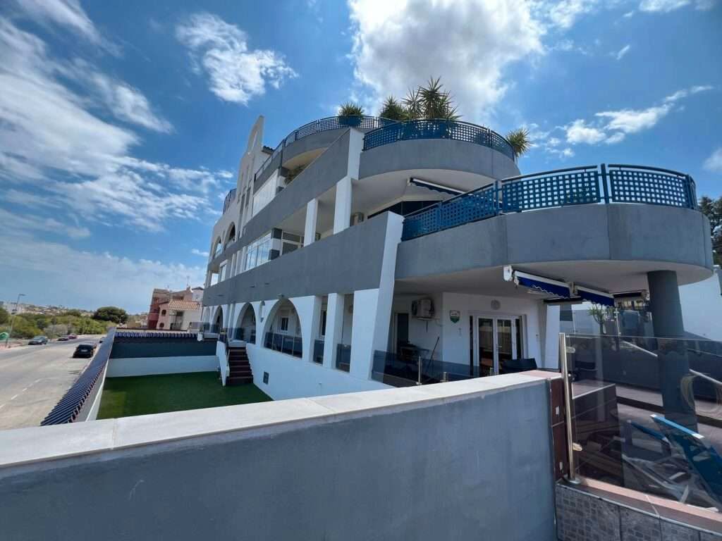 Exterior view of Attic for sale in Orihuela  with Air Conditioner, Terrace and Storage room