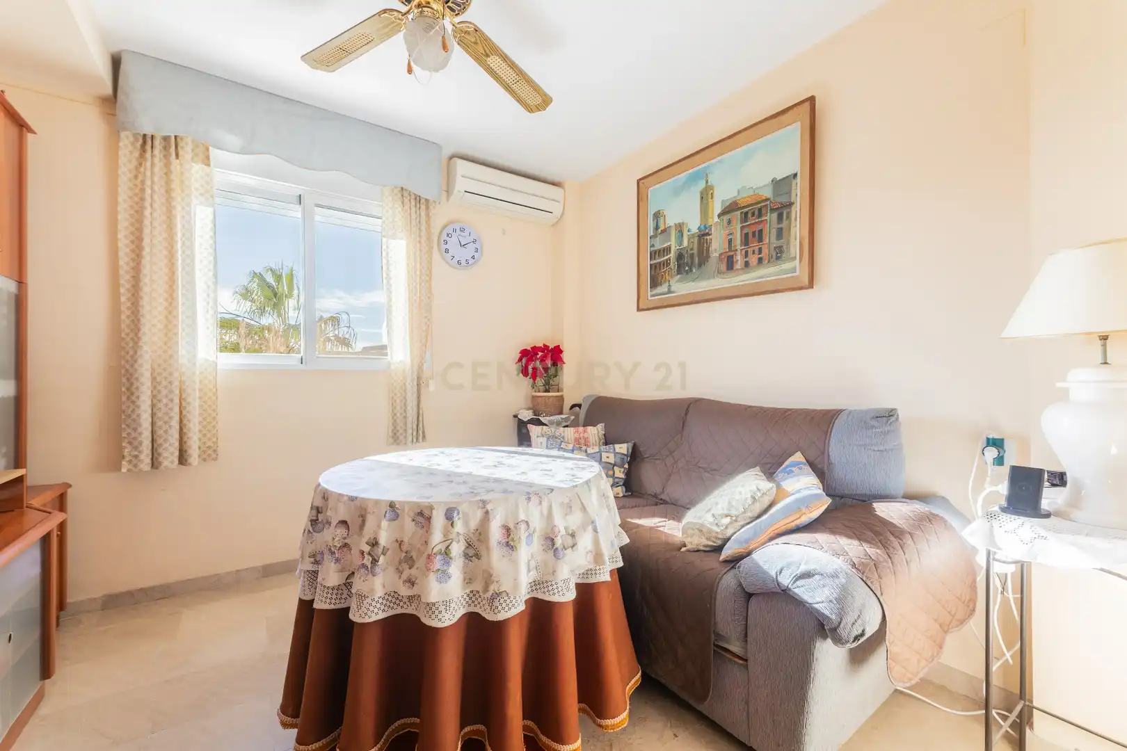 Habitación de Piso en venta en Valencia con Aire acondicionado, Trastero y Horno