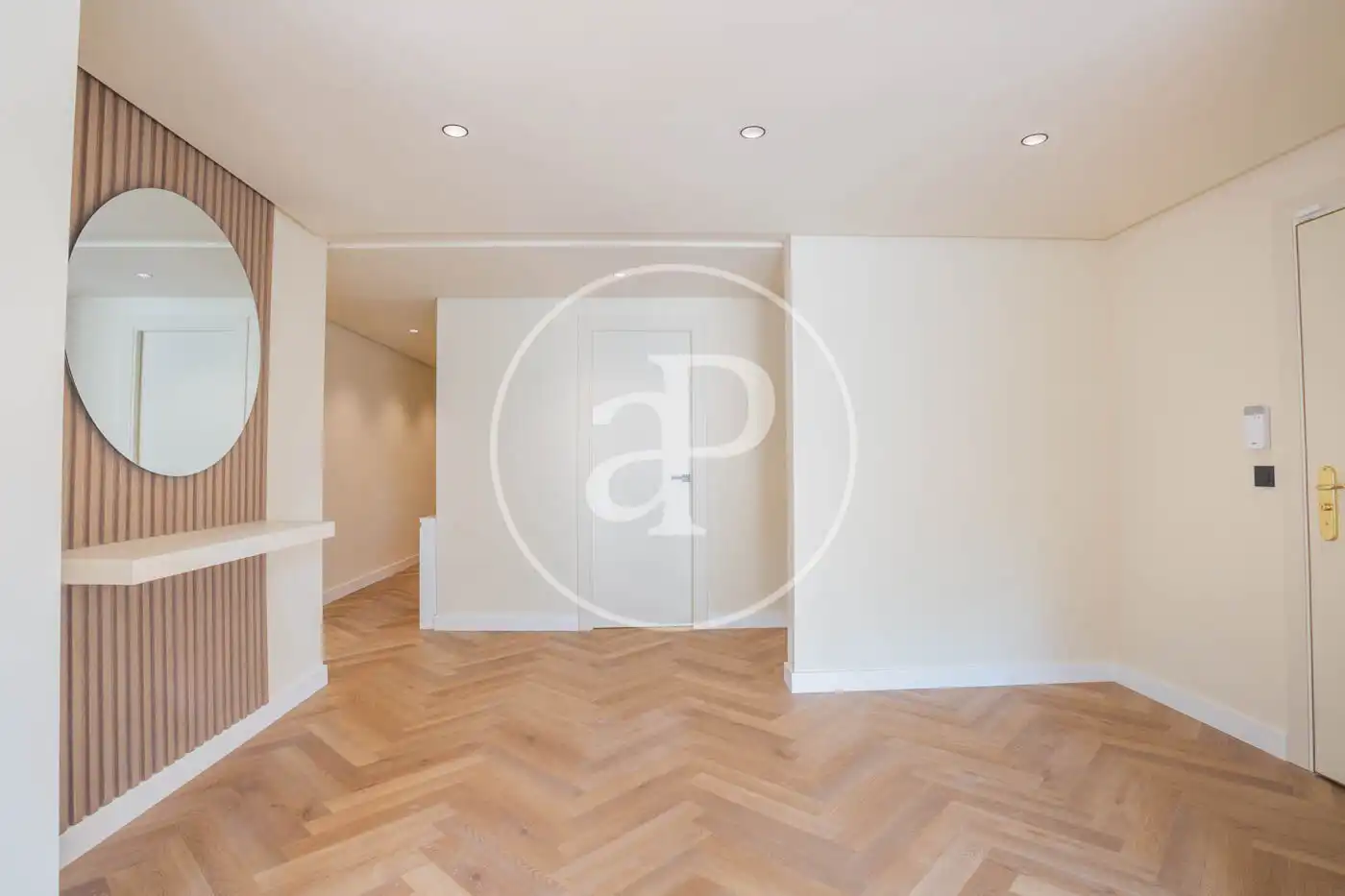 Flat for rent in Barcelona  with Air Conditioner, Heating and Private garden