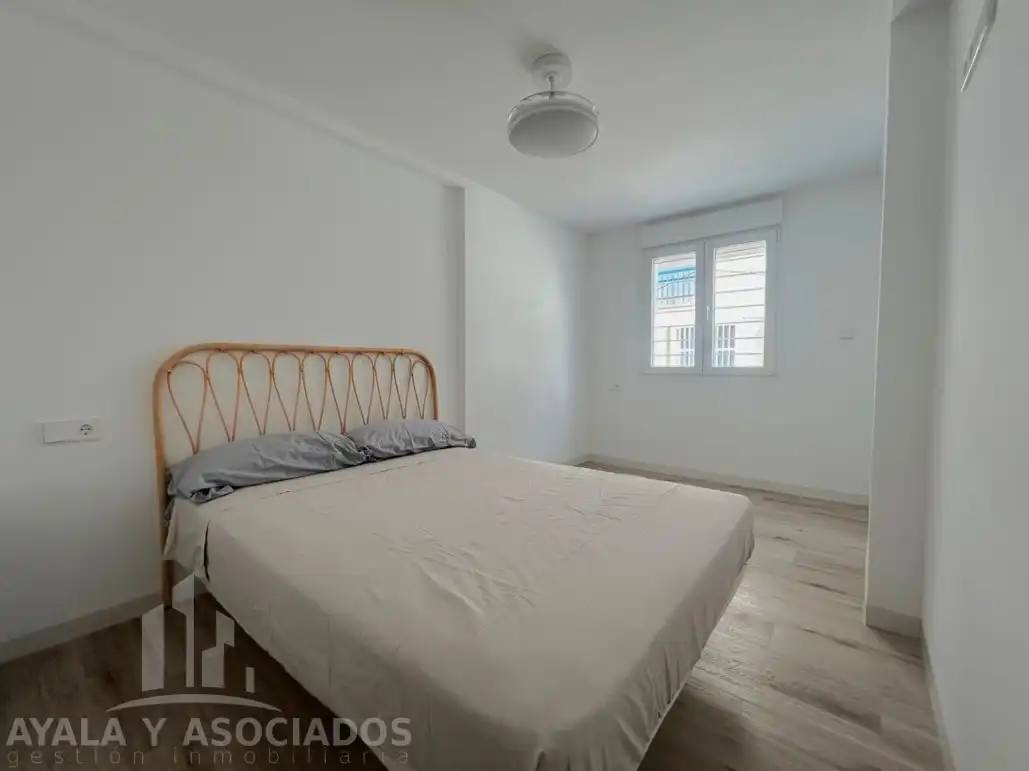 Schlafzimmer von Wohnung zum Verkauf in La Manga del Mar Menor mit Klimaanlage, Heizung und Parkett