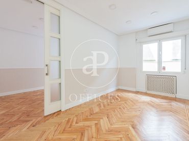 Büro zum Verkauf in Barrio de Salamanca