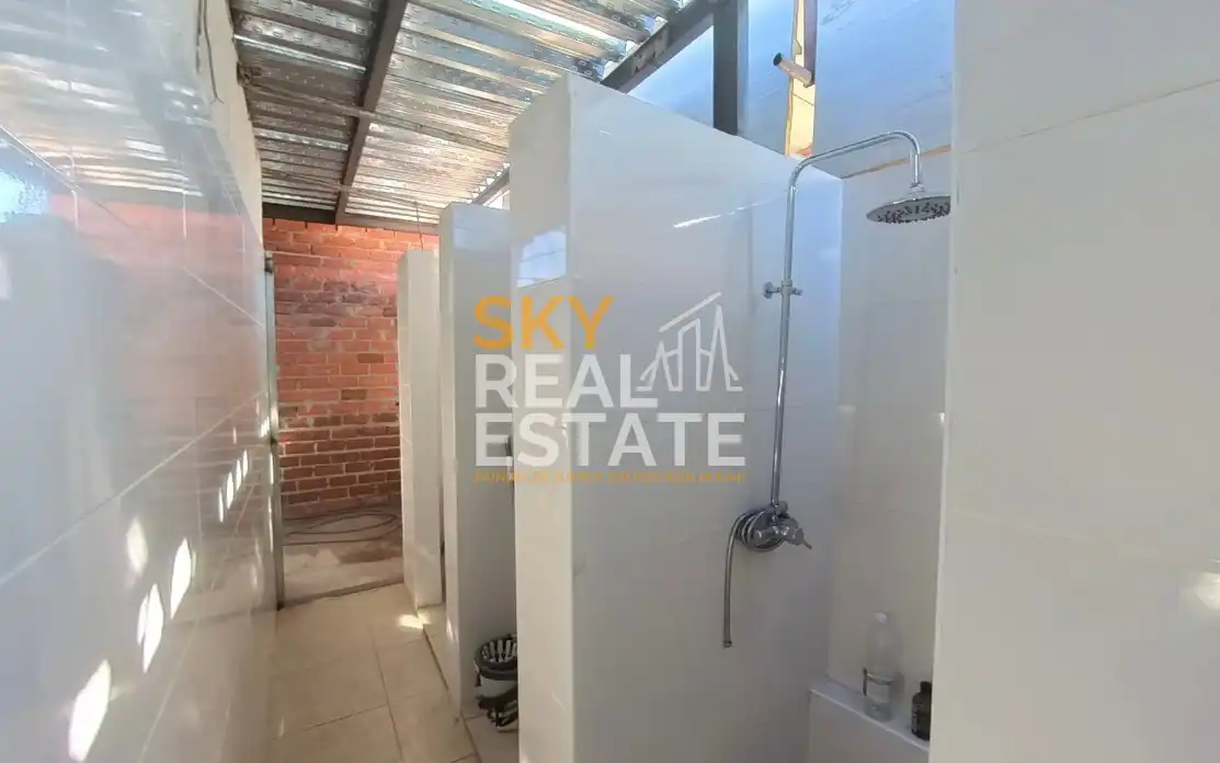 Bathroom of Residential for sale in Madrid