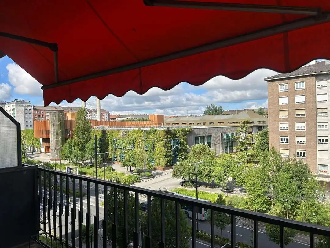 Terrasse von Wohnung zur Miete in Vitoria - Gasteiz mit Heizung, Terrasse und Abstellraum