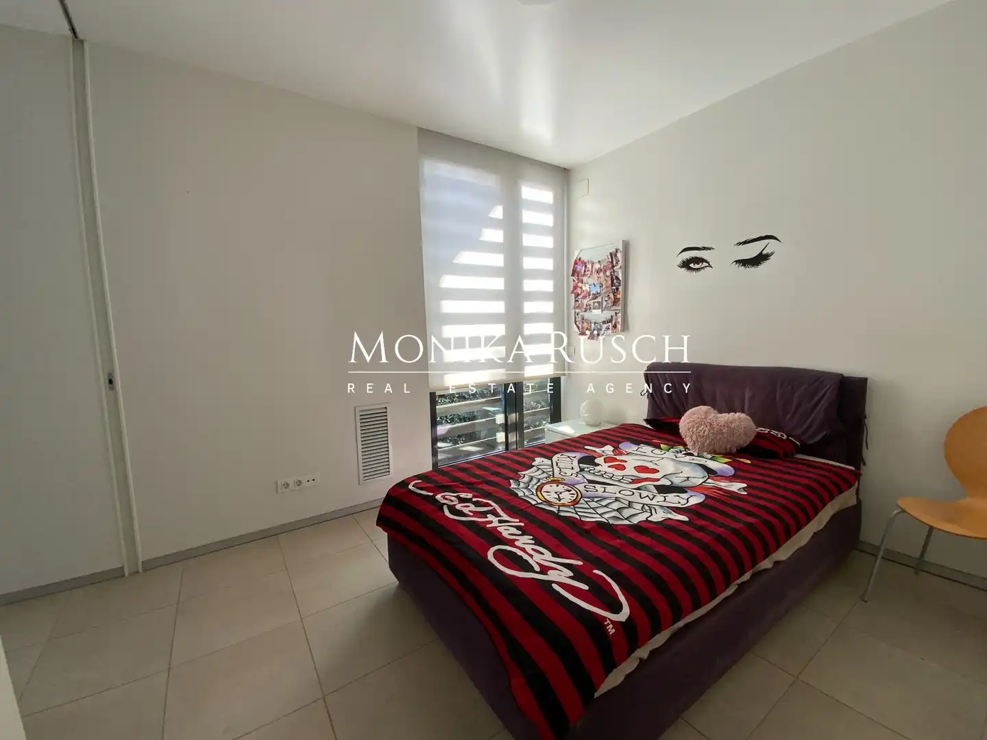 Dormitori de Casa o xalet en venda en Sant Cugat del Vallès amb Aire condicionat, Calefacció i Jardí privat