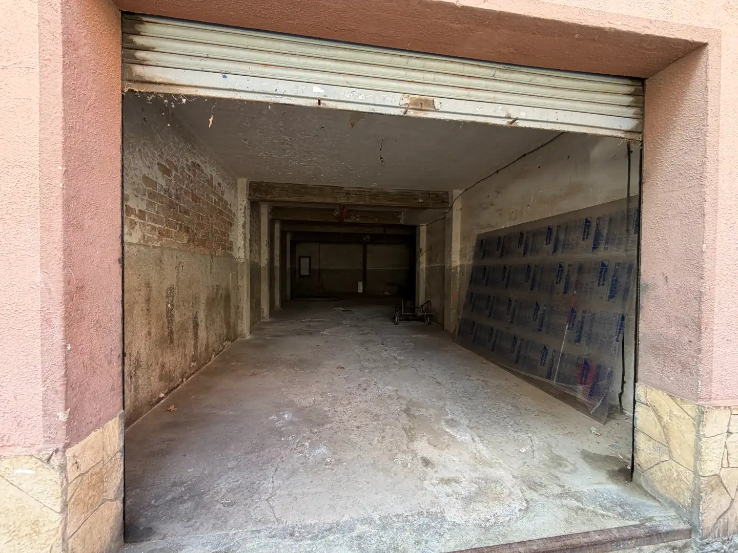 Local en venta en Castelldefels