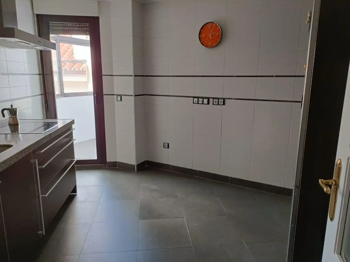 Cuina de Pis de lloguer en Ávila amb Calefacció, Terrassa i Traster
