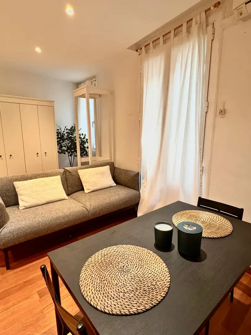 Wohnzimmer von Wohnung zur Miete in Barcelona mit Klimaanlage, Heizung und Möbliert