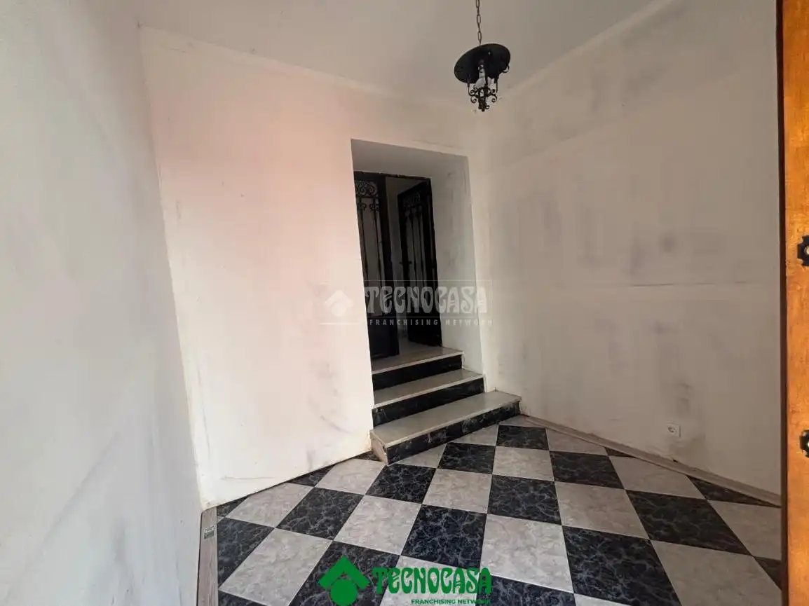Casa adosada en venda en Montoro amb Aire condicionat