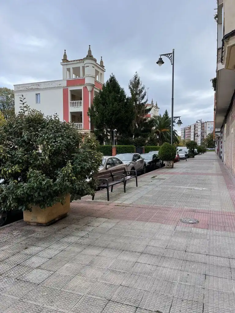 Pis de lloguer a Avd. Bailen, Oeste