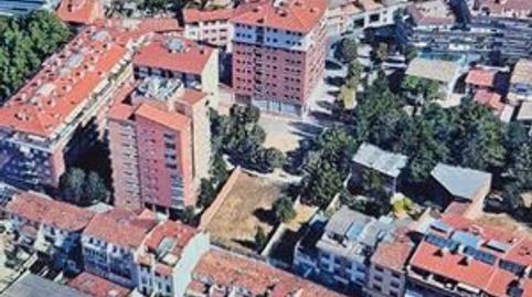 Foto 2 de Pis en venda a Carrer de la Indústria, Caputxins - Ambulatori, Vic