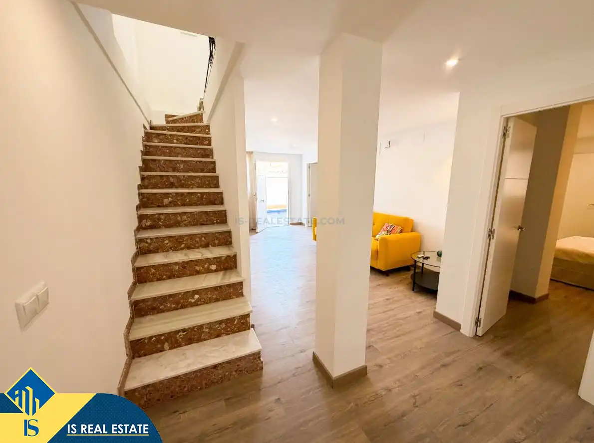 Casa o chalet en venta en Torrevieja con Aire acondicionado, Calefacción y Jardín privado