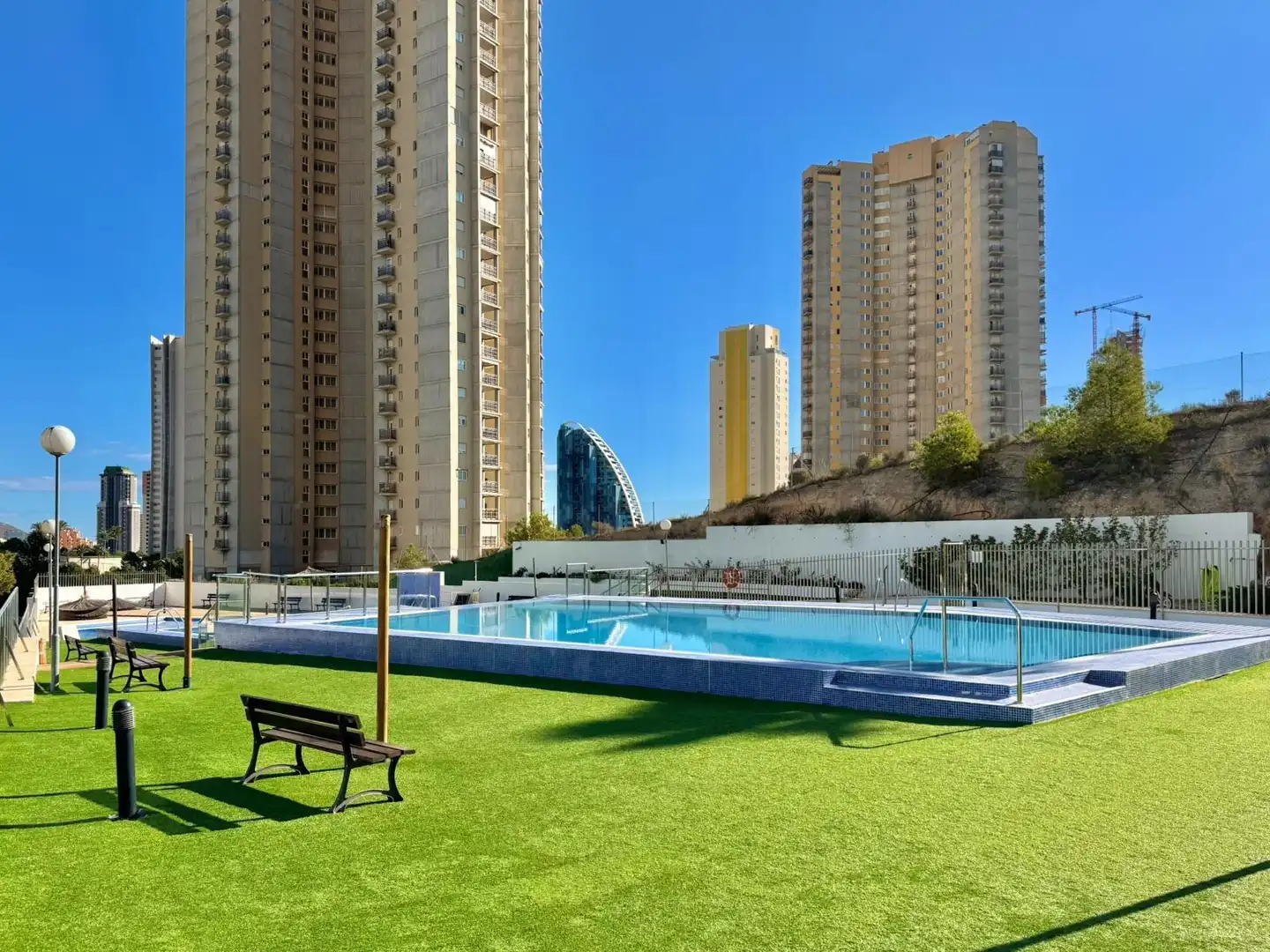Swimming pool of Apartments for sale in Benidorm  with Terrace, Storage room and Furnished