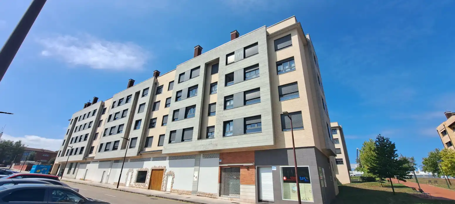 Wohnung mit Garten zum Verkauf in Gijón - CL ALAVA