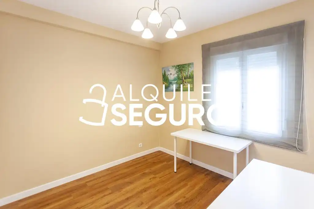 Flat with lift to rent in de Agustin de Foxá, imagen 14