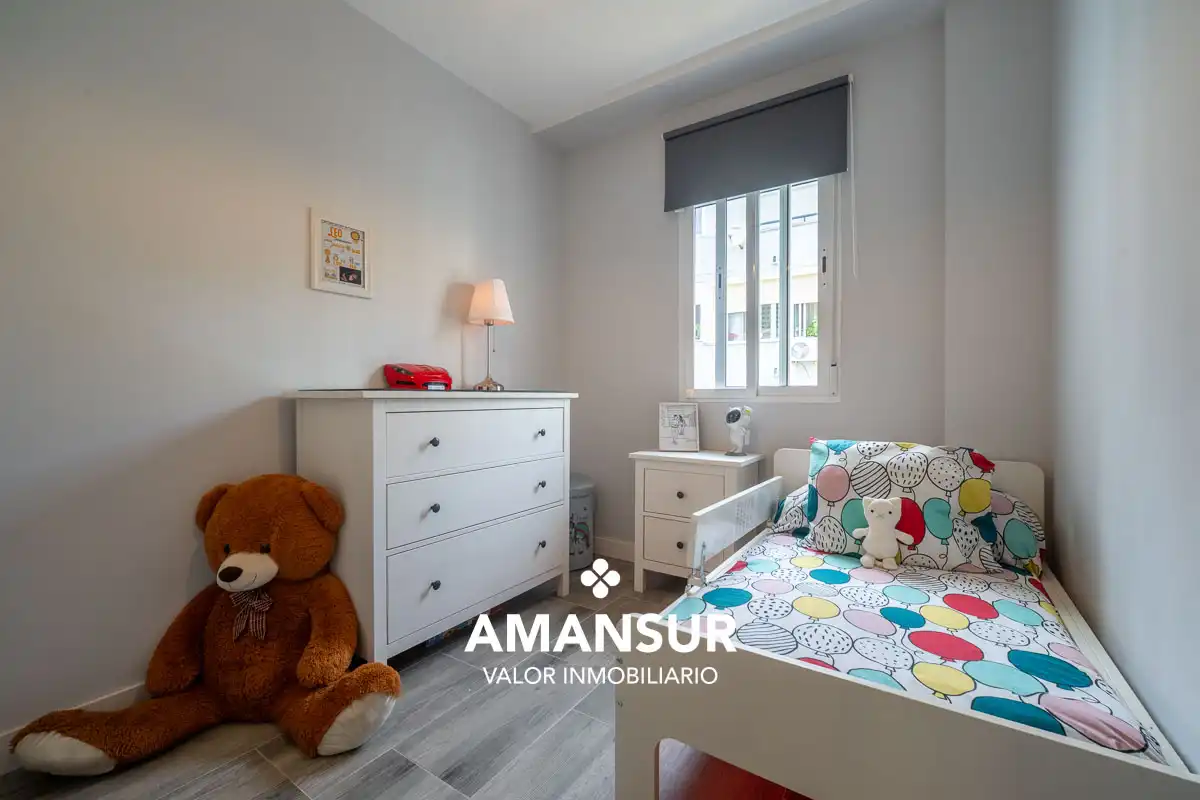 Flat for sale in Plaza Dulcinea, Nuevo Parque - Los Rosales - Tráfico Pesado