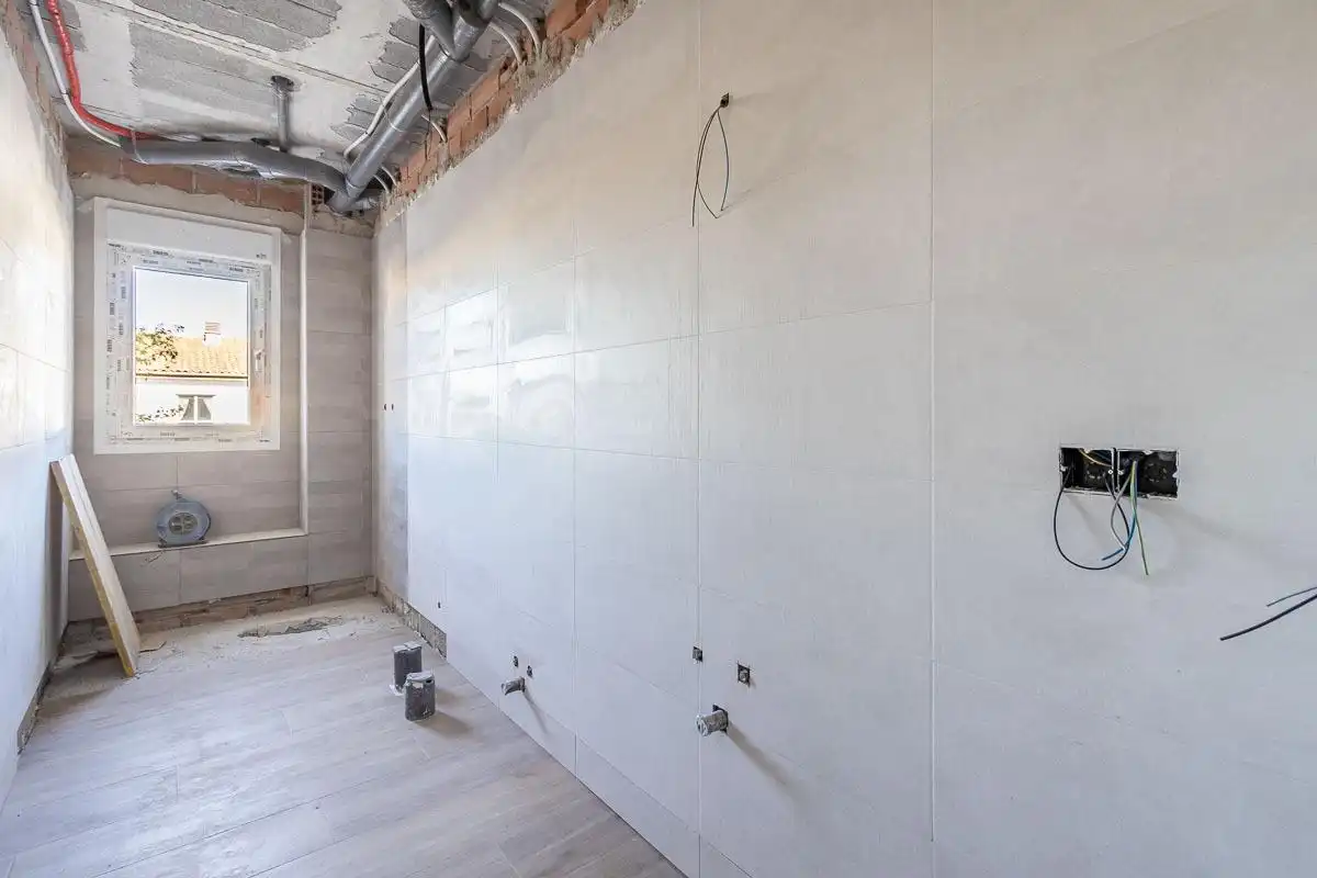 Bany de Pis en venda en Loja
