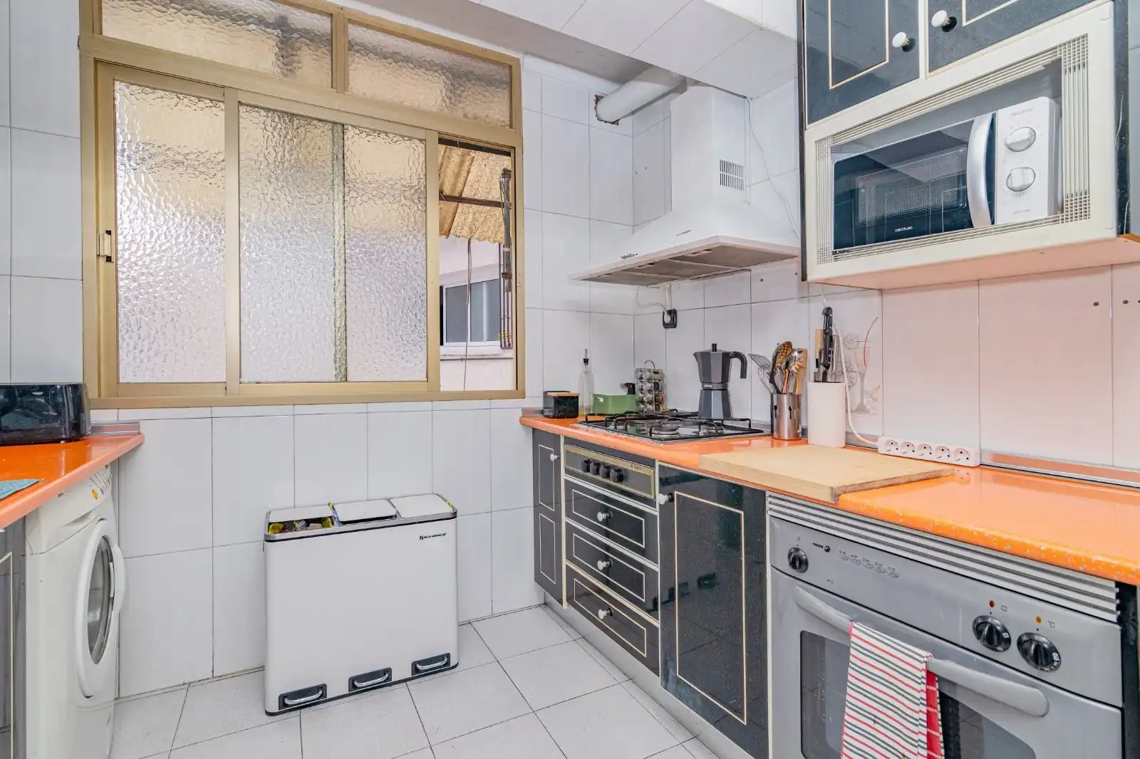 Kitchen of Flat for rent in Granada  with Furnished