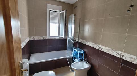 Foto 5 de Casa adosada en venda a Andújar, Jaén