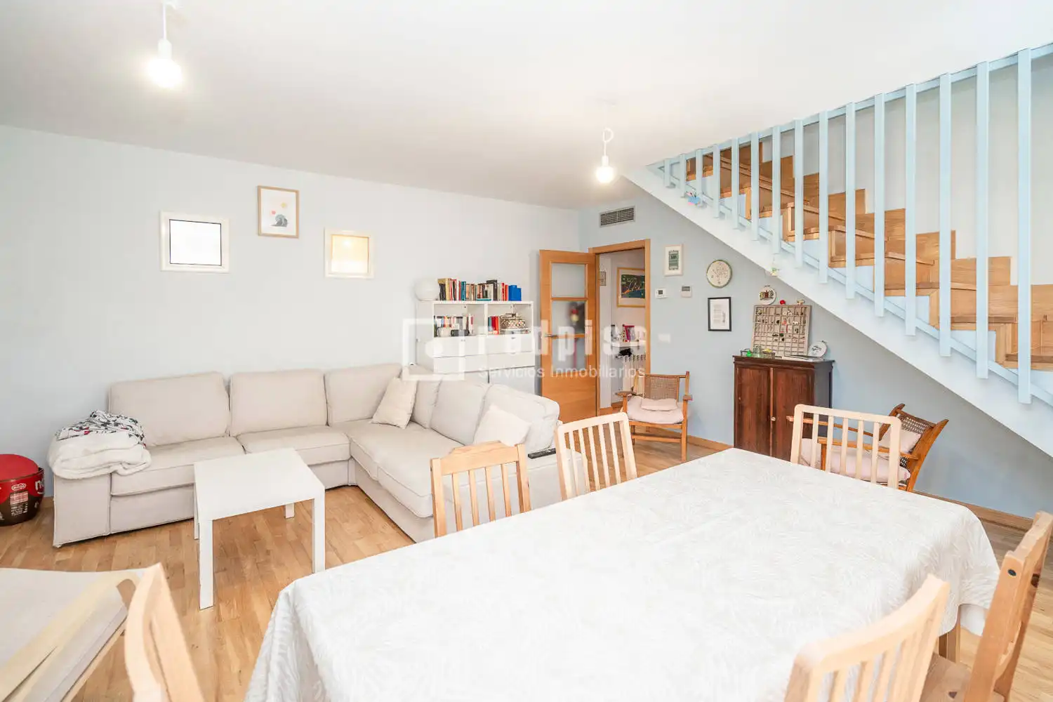 Sala de estar de Piso en venta en Arroyomolinos (Madrid) con Aire acondicionado, Calefacción y Jardín privado