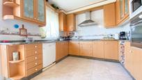 Kitchen of House or chalet for sale in Santiago de Compostela   with Private garden, Oven and Internet