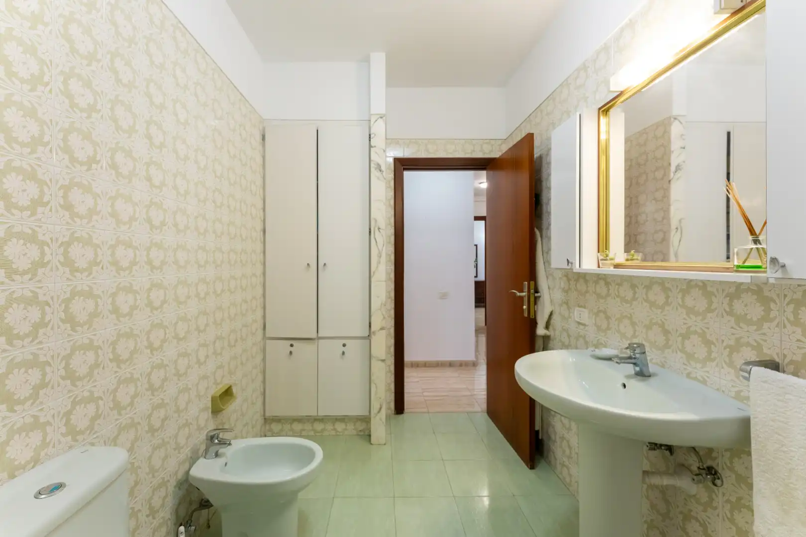 Bathroom of Attic for sale in Santa Cruz de Tenerife  with Terrace, Furnished and Washing machine