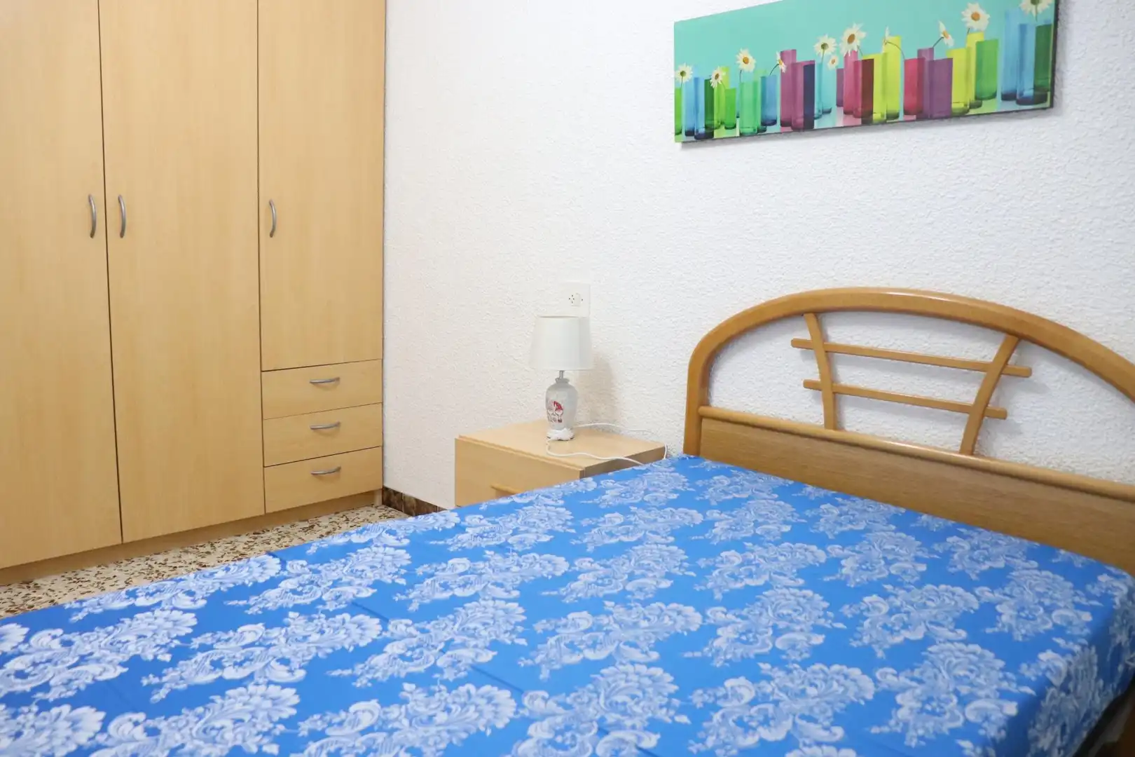Habitación de Piso de alquiler en Elche / Elx con Aire acondicionado, Amueblado y Balcón