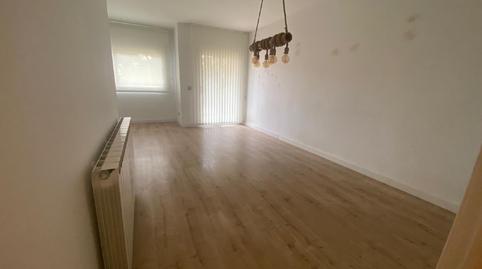 Foto 3 de Piso de alquiler en Montjuïc, Girona Capital