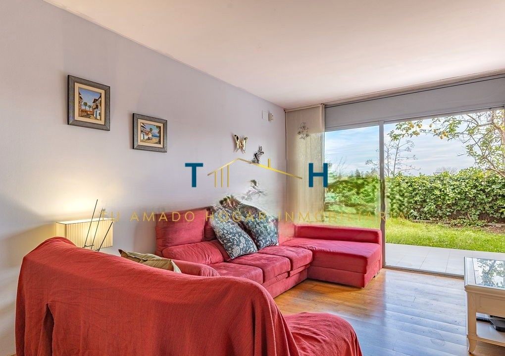 Garden of Flat for sale in Castelldefels  with Air Conditioner, Heating and Private garden
