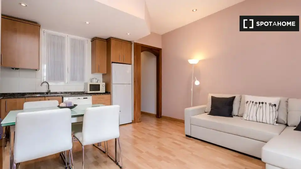 Flat with terrace to rent in Eixample, imagen 6