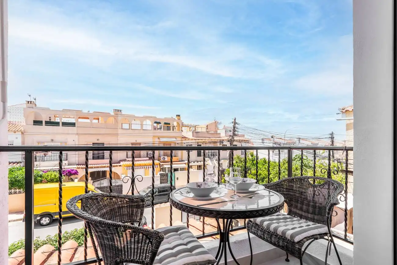 Apartamento con piscina en venta en Zona Carrefour - Urbanizaciones, imagen 7