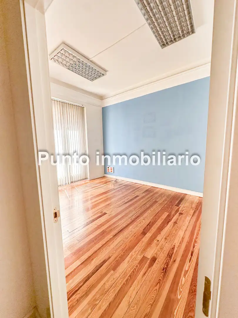 Office space with lift to rent in Calle Miguel Íscar 5, imagen 6