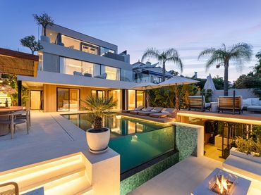 Villa avec piscine à vendre à Nueva Andalucía