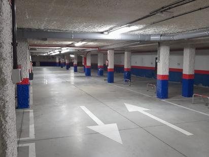 Parkplatz von Garage miete in Villalbilla