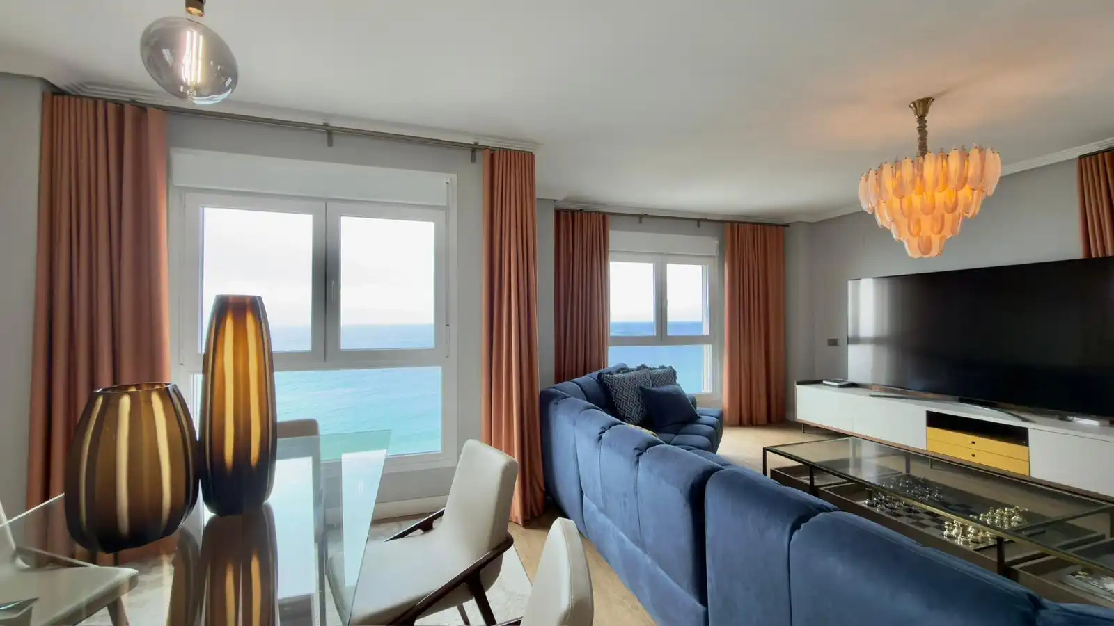 Wohnzimmer von Dachboden zum Verkauf in Villajoyosa / La Vila Joiosa mit Klimaanlage, Privatgarten und Terrasse