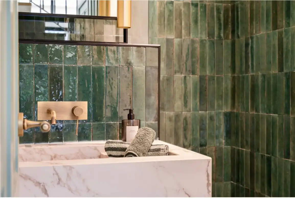 Baño de Casa adosada en venta en Marbella con Aire acondicionado, Calefacción y Terraza