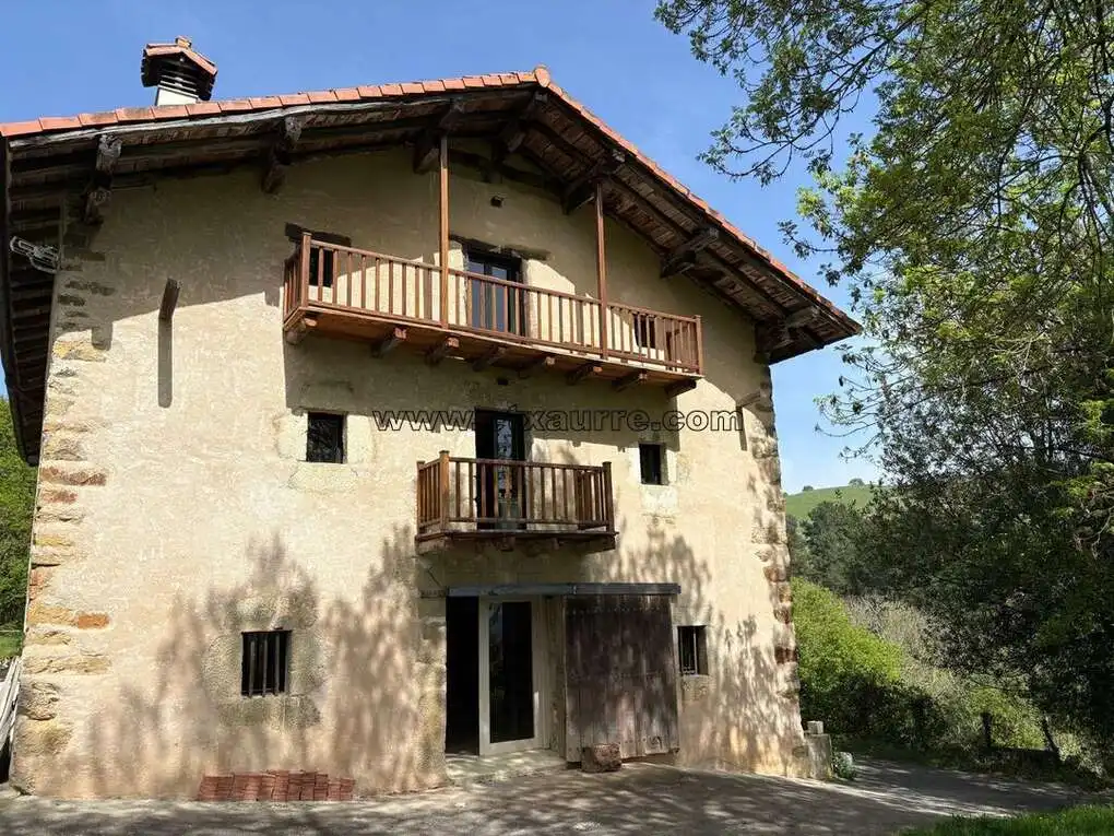 Außenansicht von Country house zur Miete in Laudio / Llodio mit Heizung und Balkon